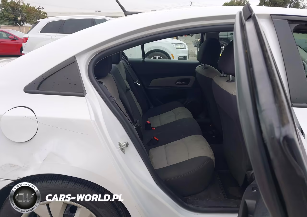 2014 Chevrolet Cruze Ls Auto VIN:1G1PA5SGXE7478064 - 8