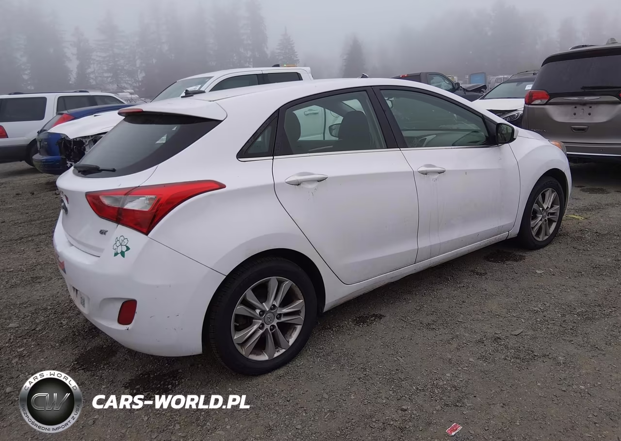 2015 Hyundai Elantra Gt VIN:KMHD35LH5FU246479 - 4