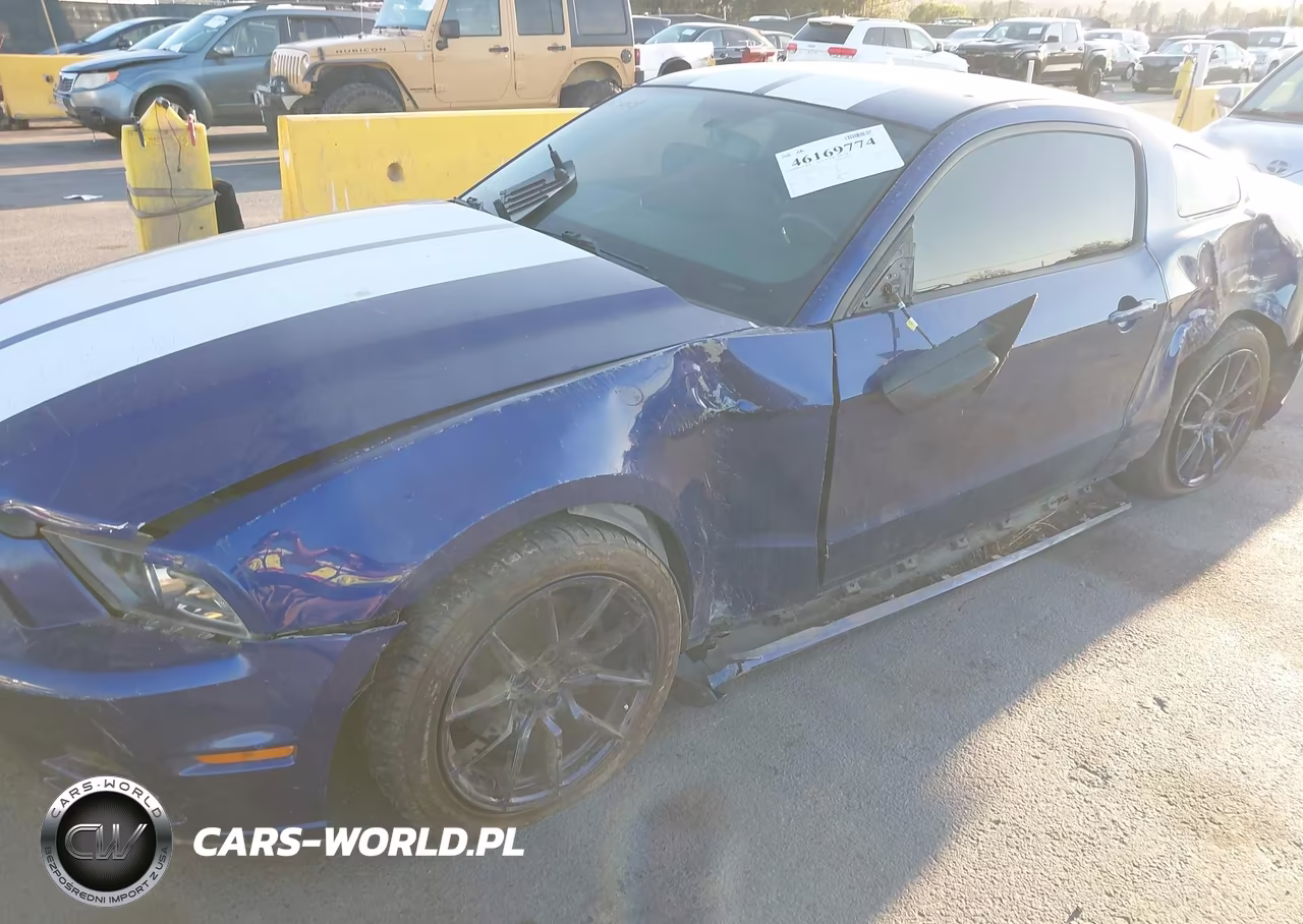 2013 Ford Mustang V6 VIN:1ZVBP8AM1D5221651 - 17