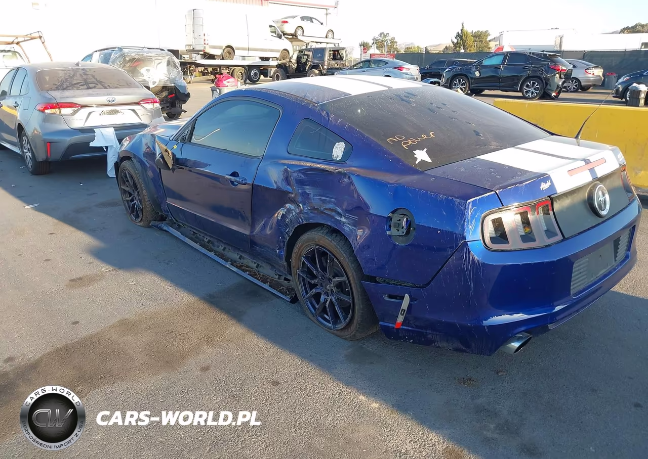 2013 Ford Mustang V6 VIN:1ZVBP8AM1D5221651 - 3
