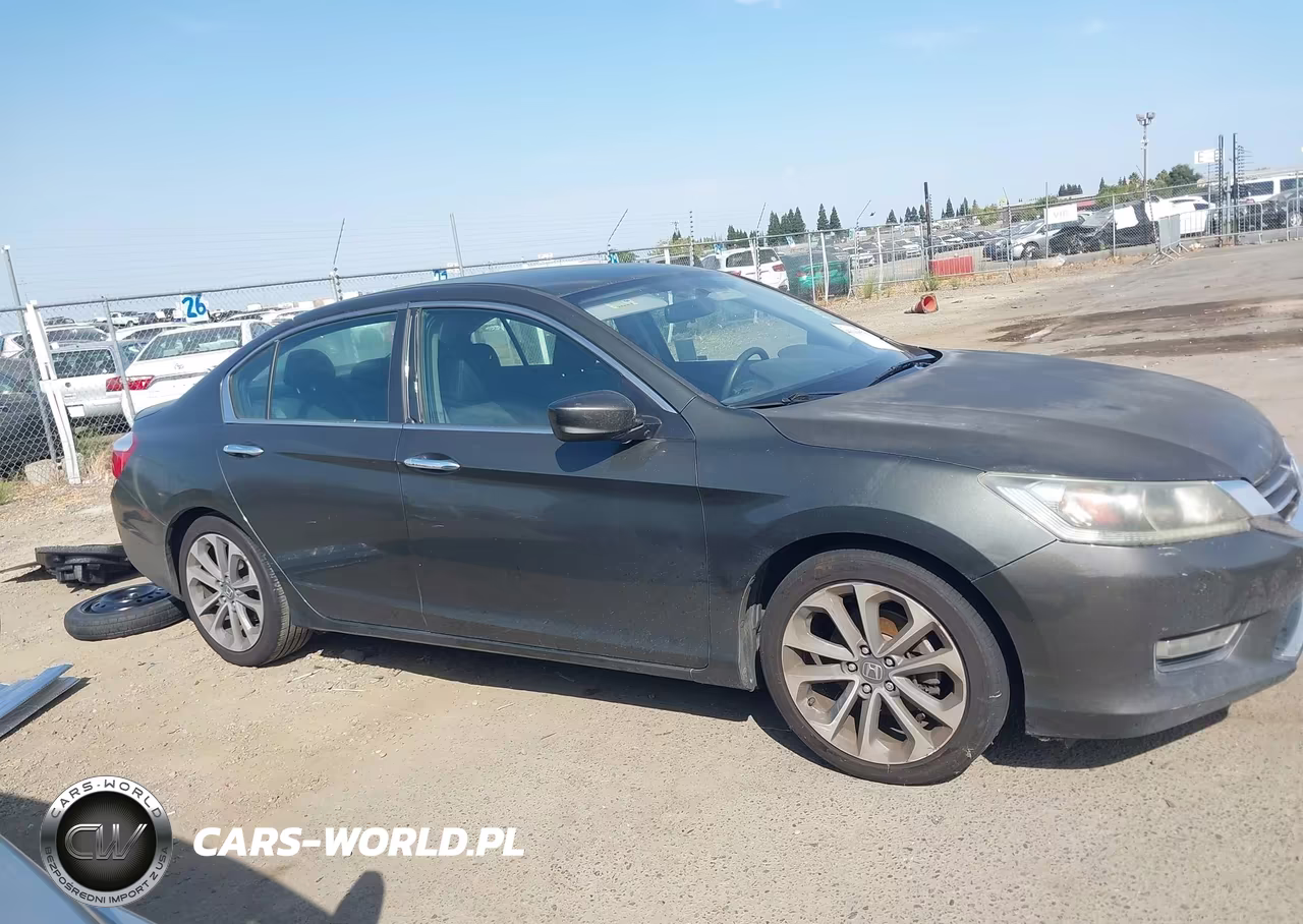 2013 Honda Accord Sport VIN:1HGCR2F59DA233930 - 13