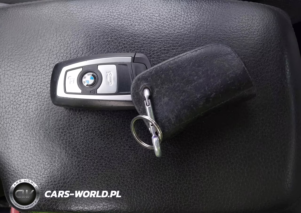 2013 BMW 328I xDrive VIN:WBA3B3G56DNR79555 - 11