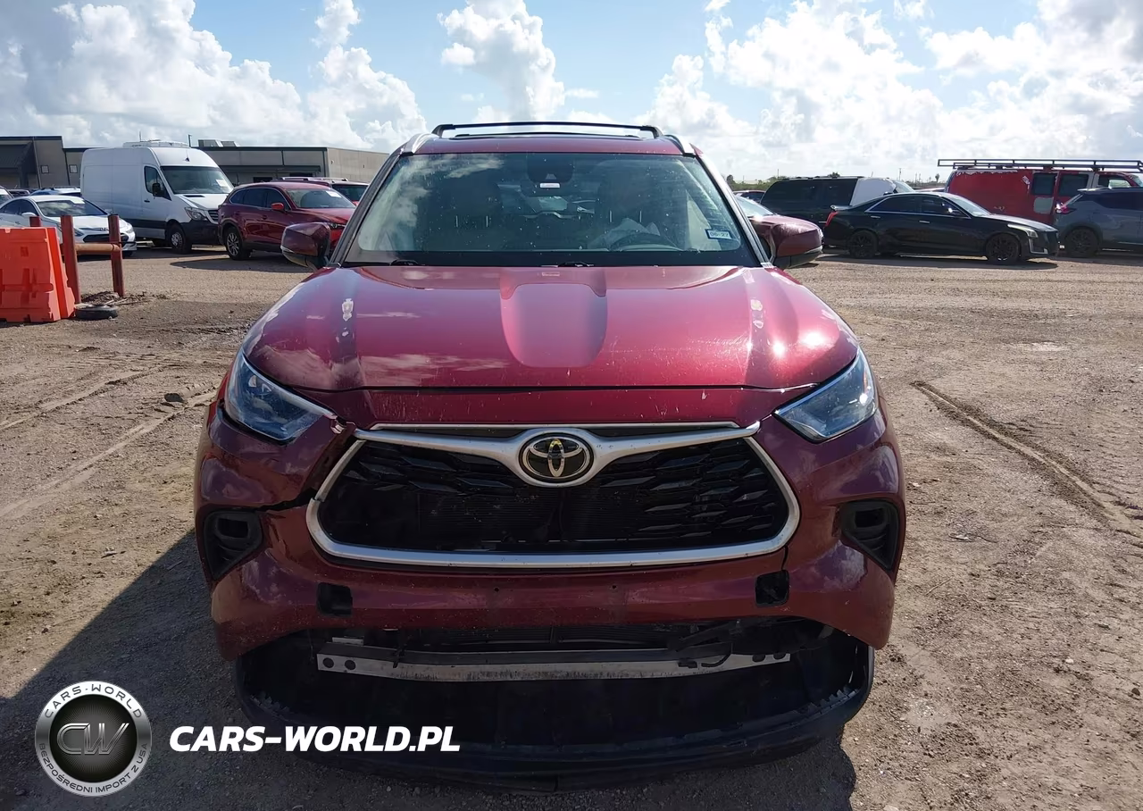 2022 Toyota Highlander Xle VIN:5TDGZRAH0NS115635 - 12