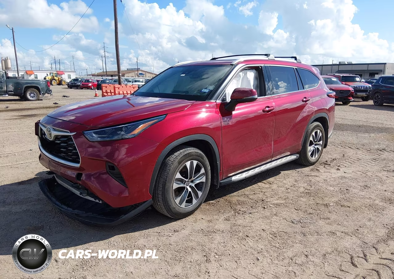 2022 Toyota Highlander Xle VIN:5TDGZRAH0NS115635 - 2