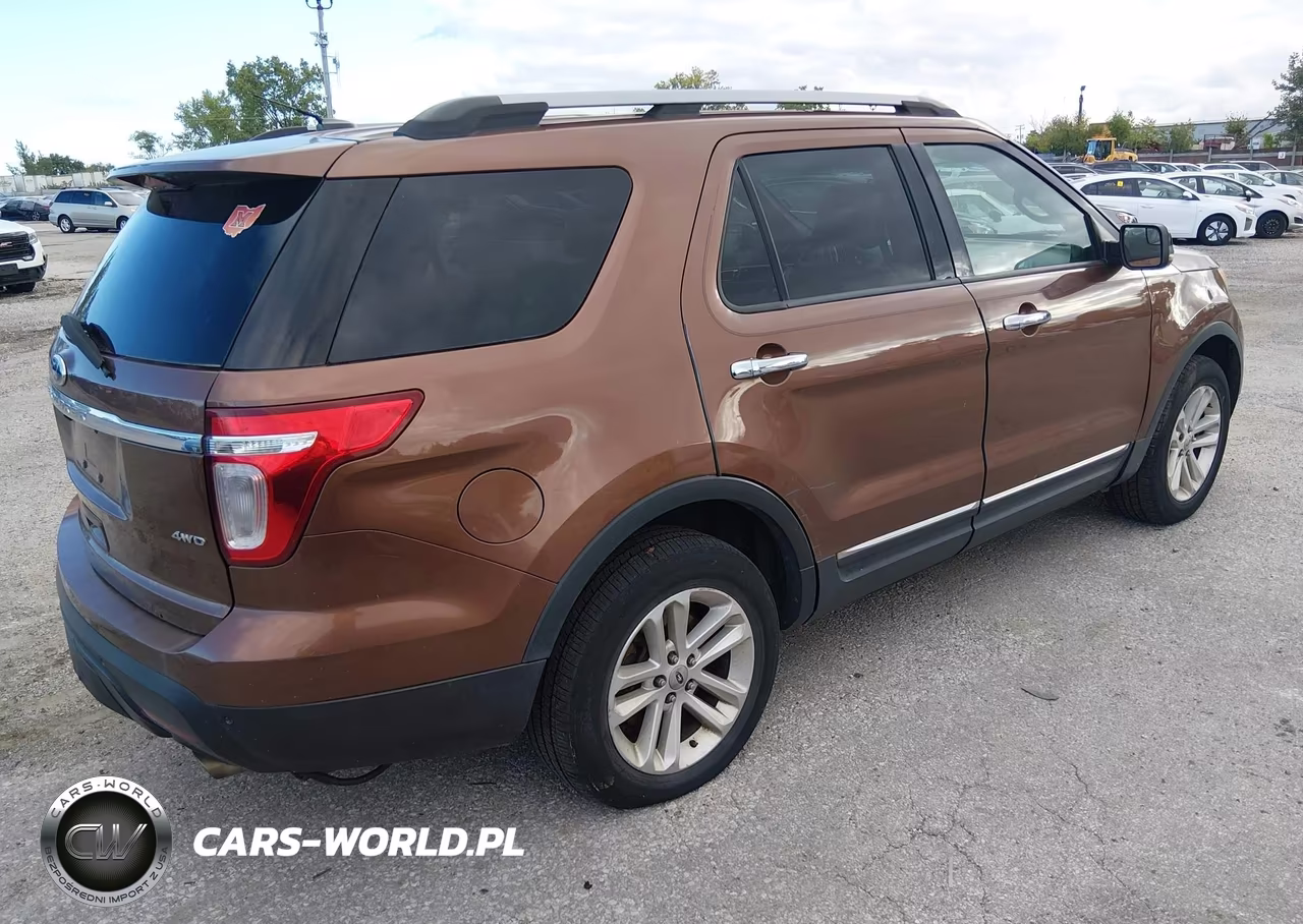 2011 Ford Explorer Xlt VIN:1FMHK8D87BGA72086 - 4