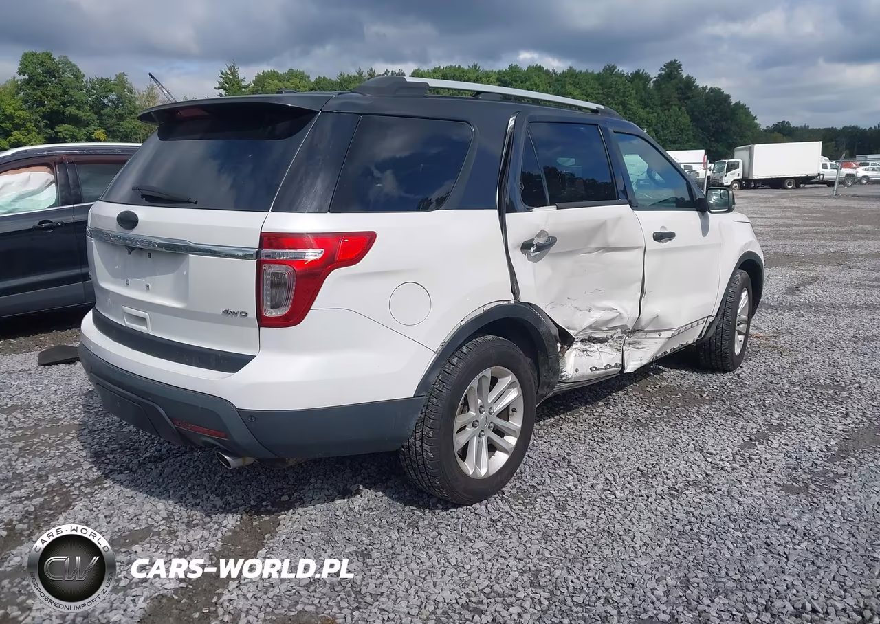 2013 Ford Explorer Xlt VIN:1FM5K8D85DGB45669 - 4