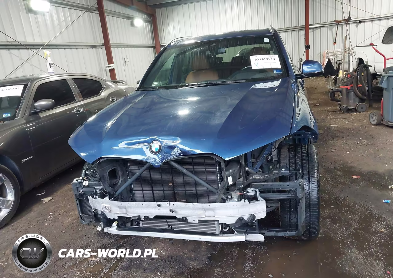 2019 BMW X5 xDrive50I VIN:5UXJU2C58KLN67648 - 13