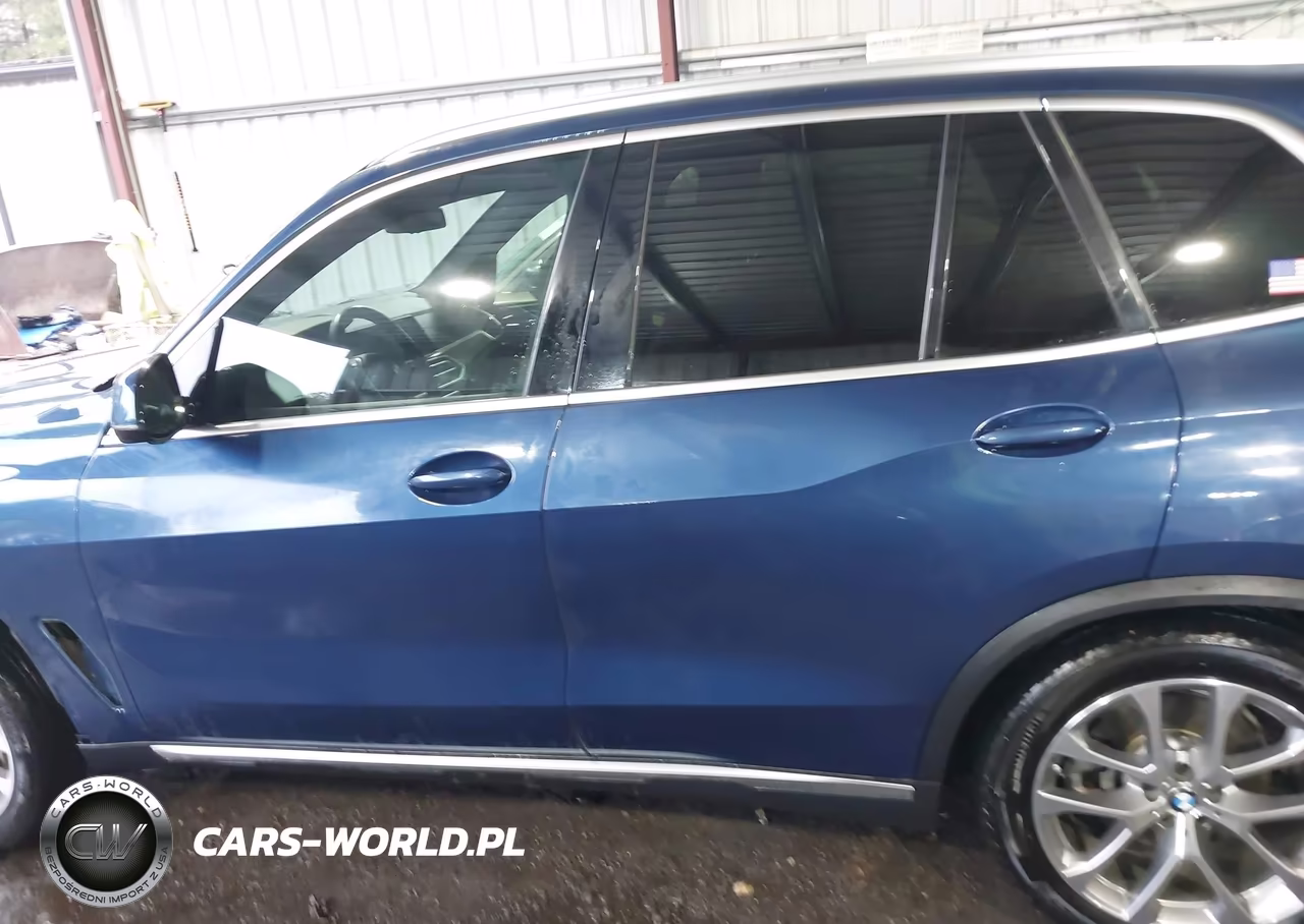 2019 BMW X5 xDrive50I VIN:5UXJU2C58KLN67648 - 15