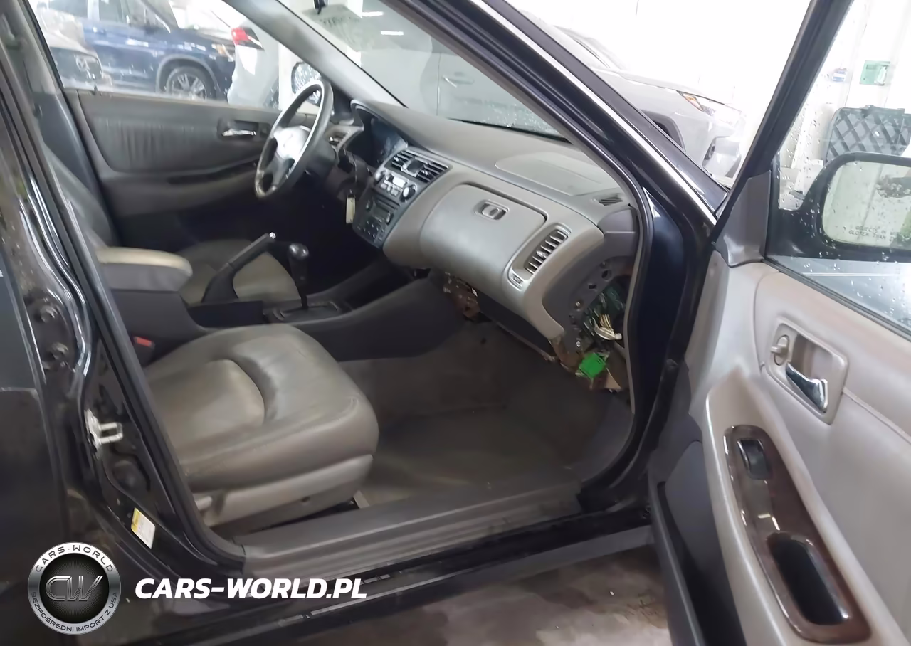 2000 Honda Accord 3.0 Ex VIN:1HGCG1652YA039164 - 5