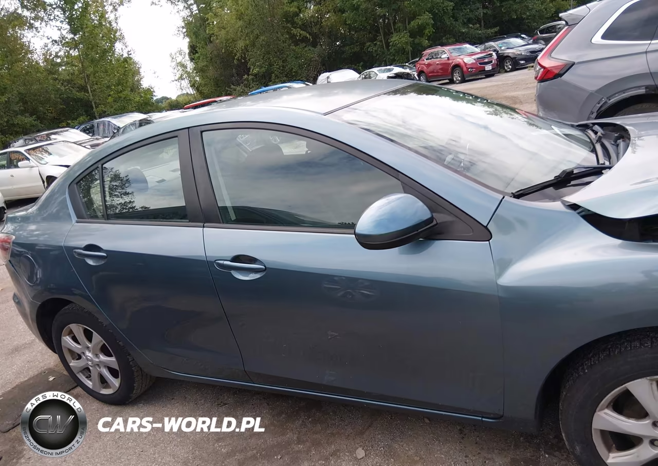 2011 Mazda Mazda3 I Touring VIN:JM1BL1VF9B1427774 - 13