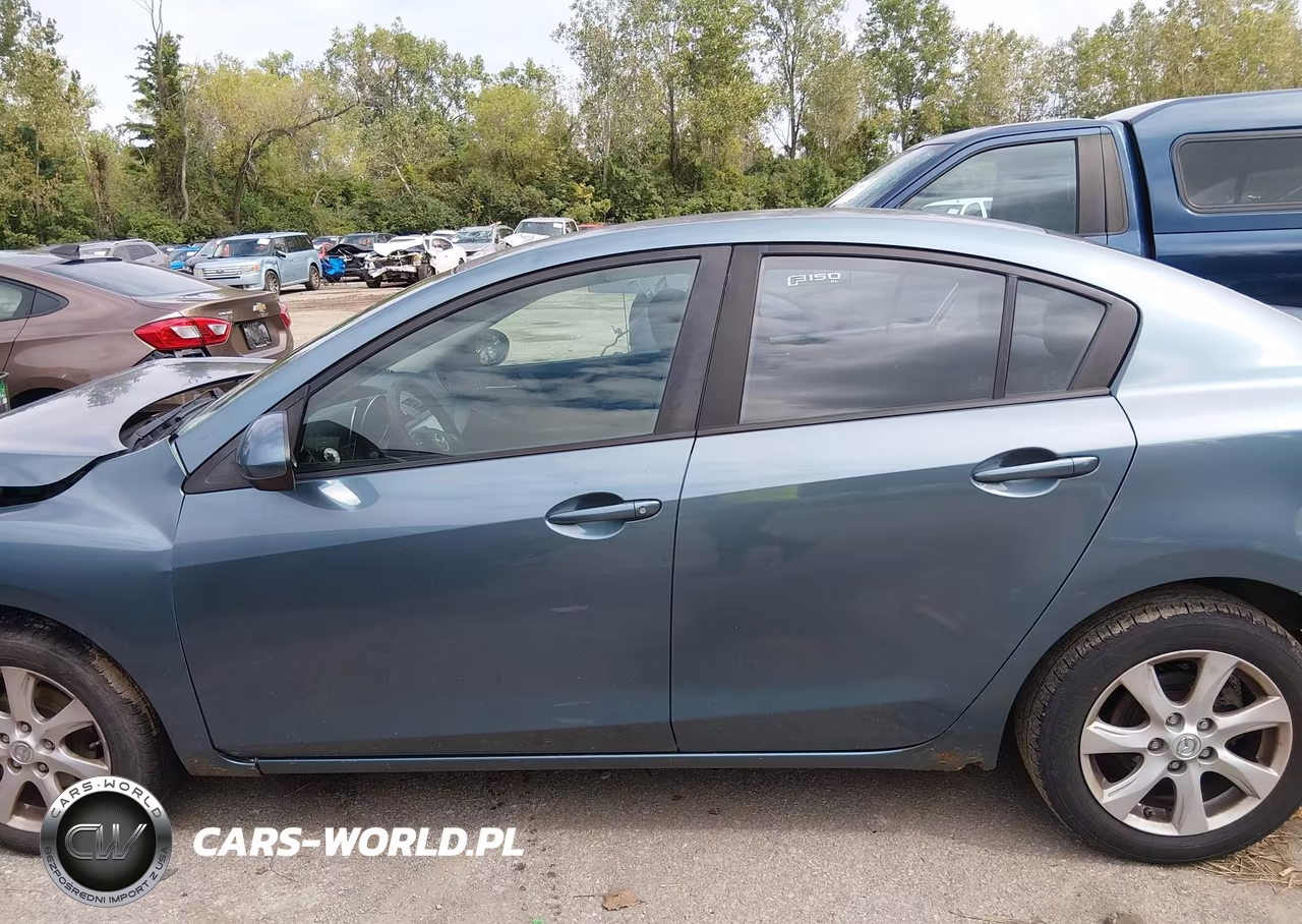 2011 Mazda Mazda3 I Touring VIN:JM1BL1VF9B1427774 - 14