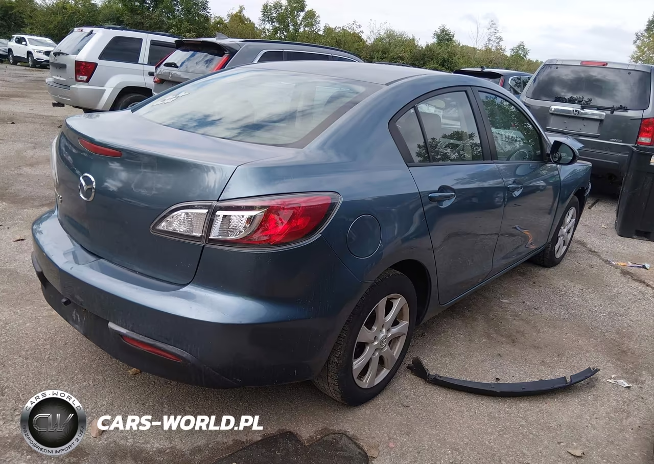 2011 Mazda Mazda3 I Touring VIN:JM1BL1VF9B1427774 - 4