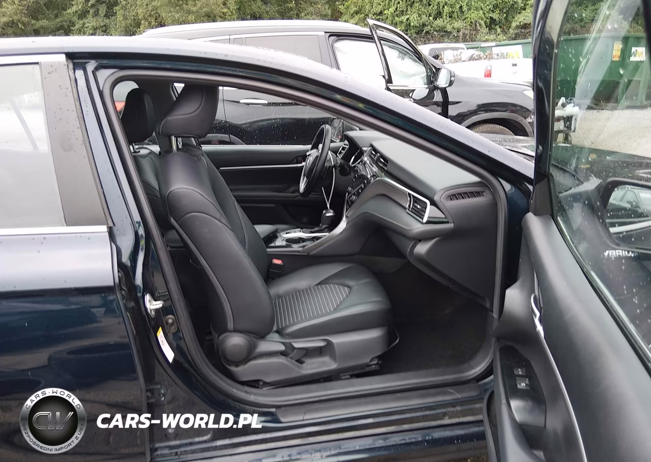 2018 Toyota Camry Hybrid Se VIN:4T1B21HK2JU504201 - 5