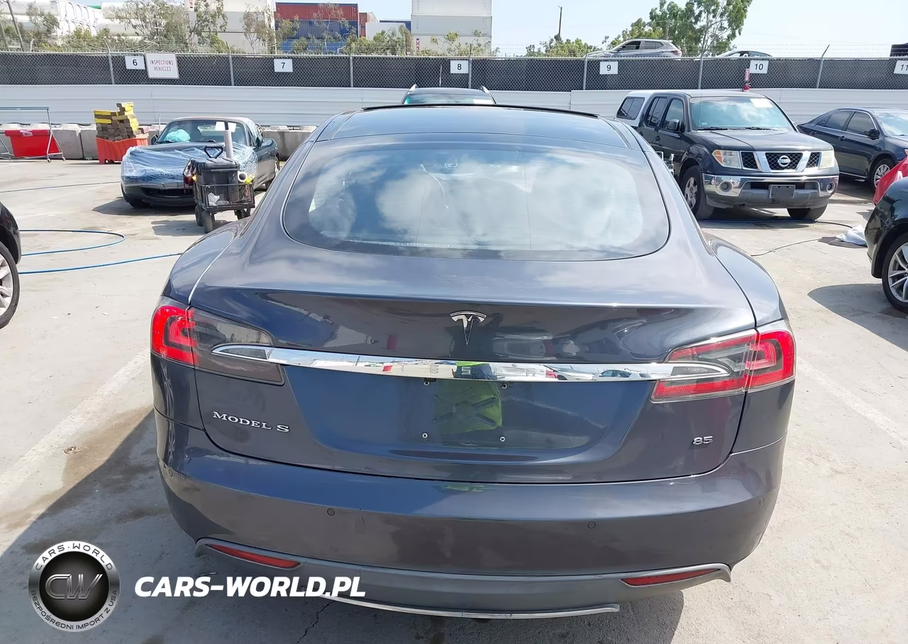 2014 Tesla Model S P85 VIN:5YJSA1H17EFP65059 - 15