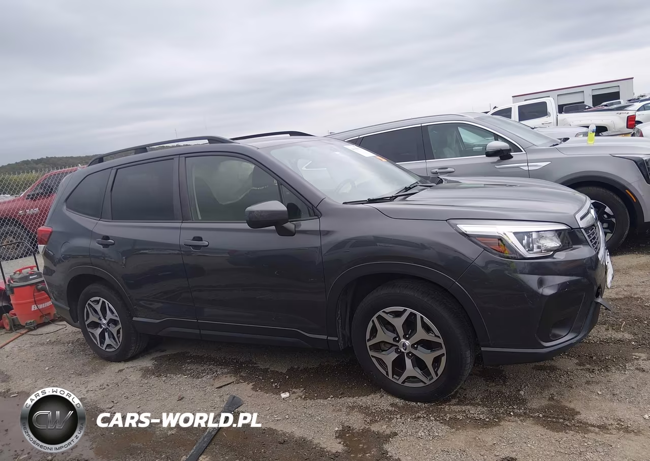 2020 Subaru Forester Premium VIN:JF2SKAJC9LH565274 - 13