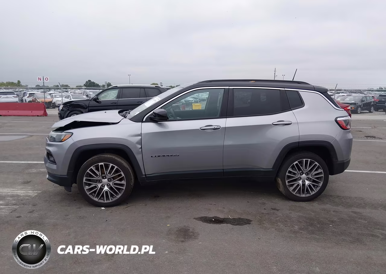 2023 Jeep Compass Limited 4X4 VIN:3C4NJDCNXPT533407 - 13
