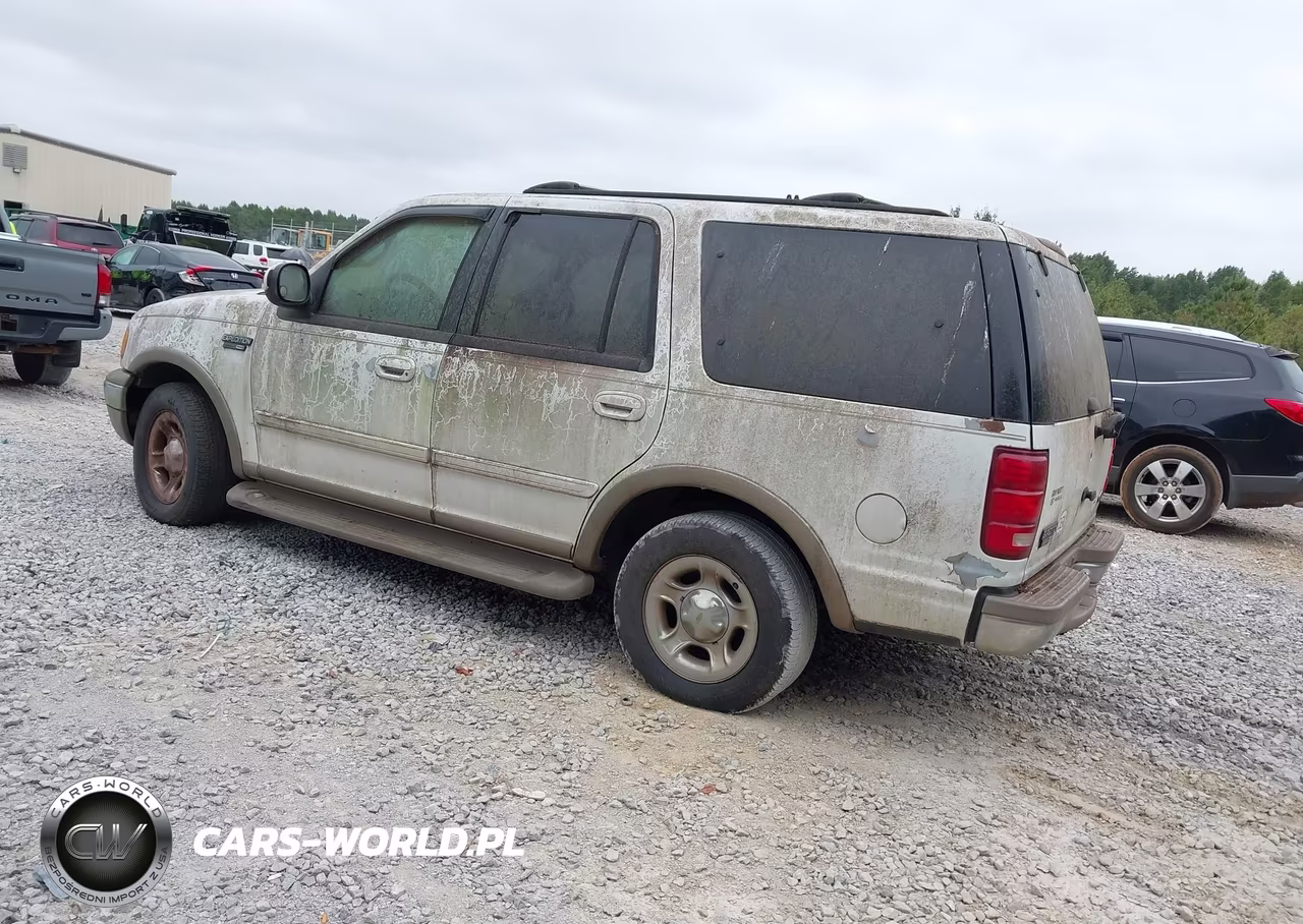 2001 Ford Expedition Eddie Bauer VIN:1FMRU17L81LB82916 - 3