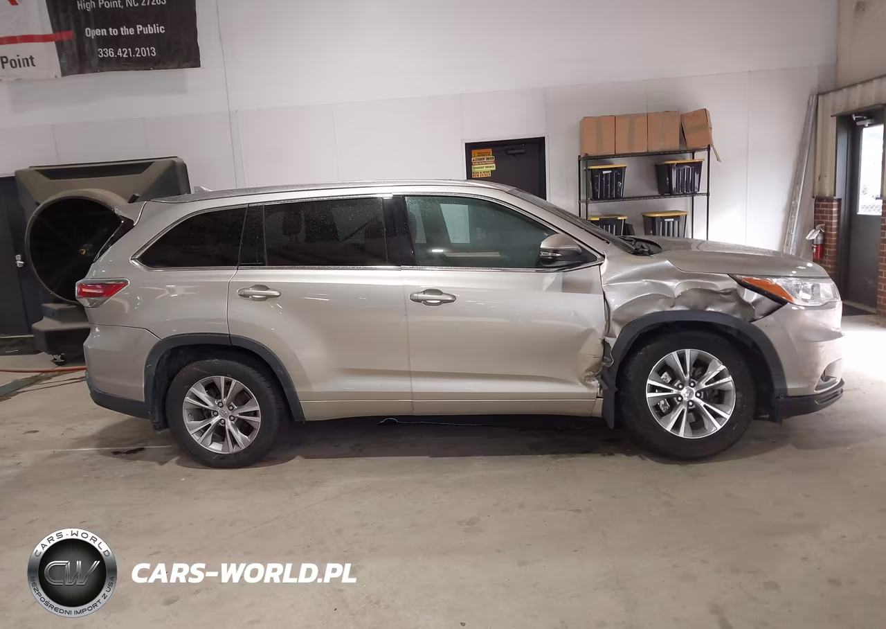 2014 Toyota Highlander Xle V6 VIN:5TDJKRFH3ES055188 - 13