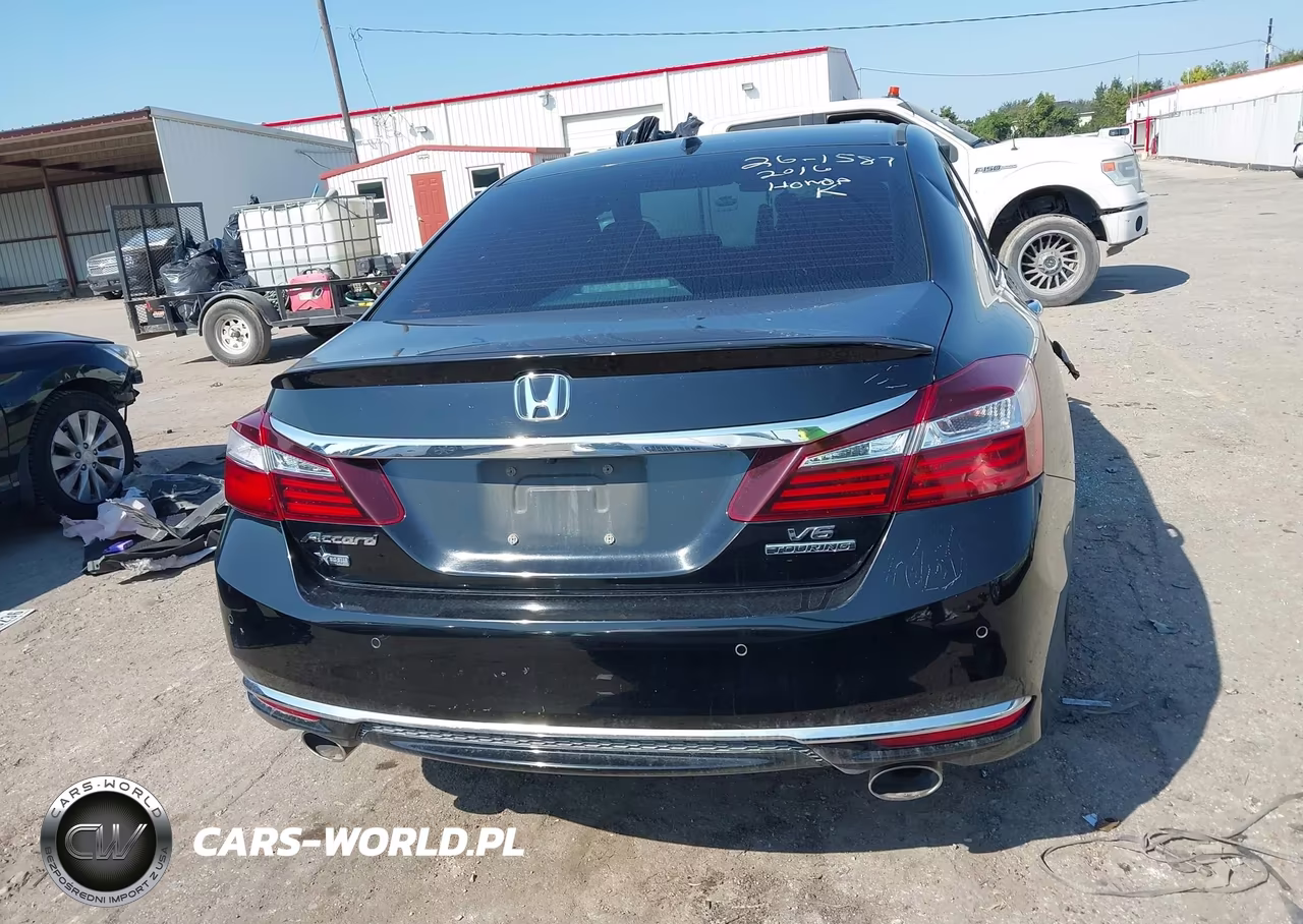 2016 Honda Accord Touring VIN:1HGCR3F92GA017267 - 15