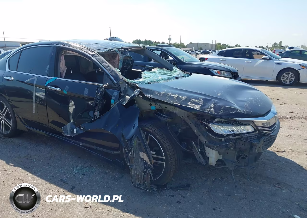 2016 Honda Accord Touring VIN:1HGCR3F92GA017267 - 6