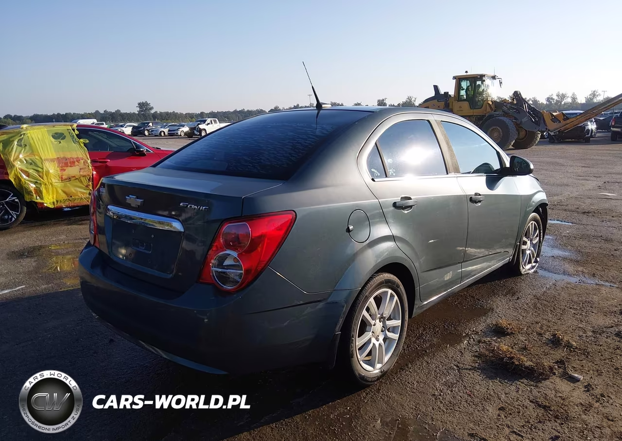 2013 Chevrolet Sonic Lt Auto VIN:1G1JC5SH4D4129121 - 4