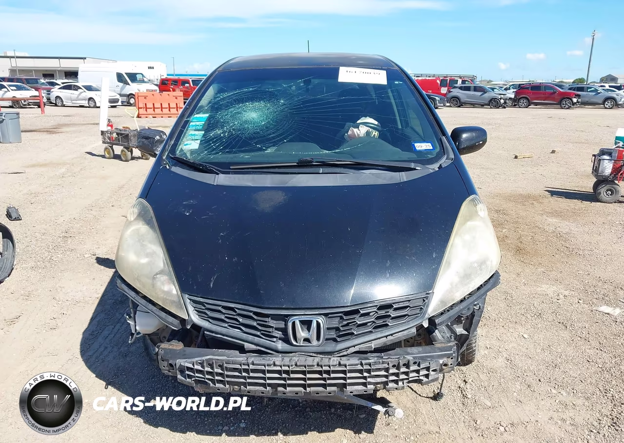 2012 Honda Fit Sport VIN:JHMGE8H54CC038606 - 13
