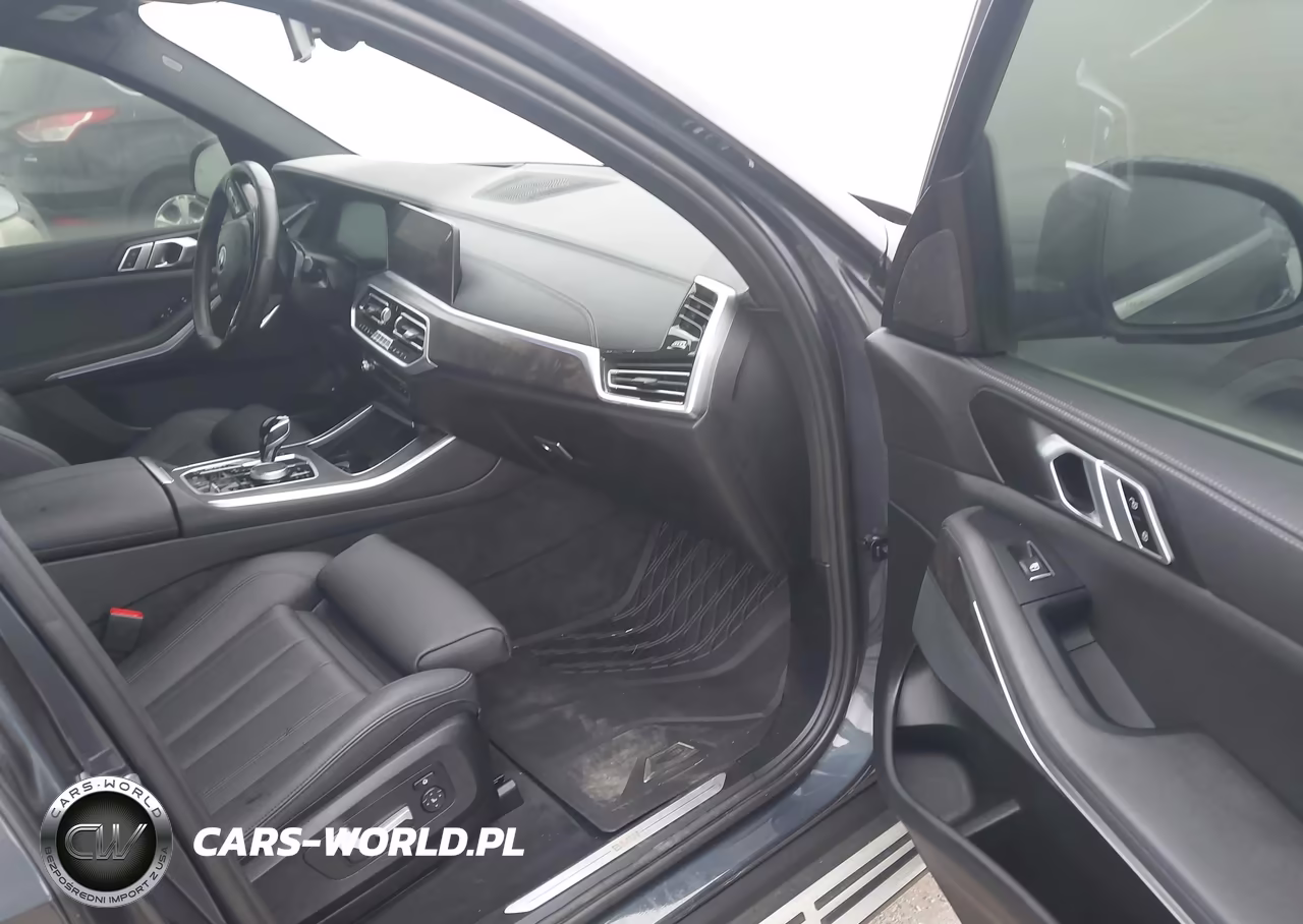 2022 BMW X5 xDrive45E VIN:5UXTA6C00N9L76403 - 5