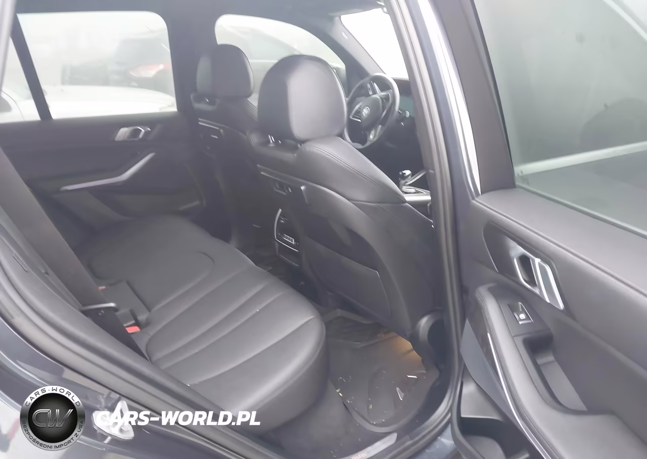 2022 BMW X5 xDrive45E VIN:5UXTA6C00N9L76403 - 8