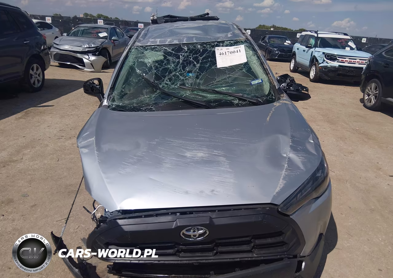 2026 Toyota Corolla Cross L VIN:7MUAAAAG7TV194701 - 12