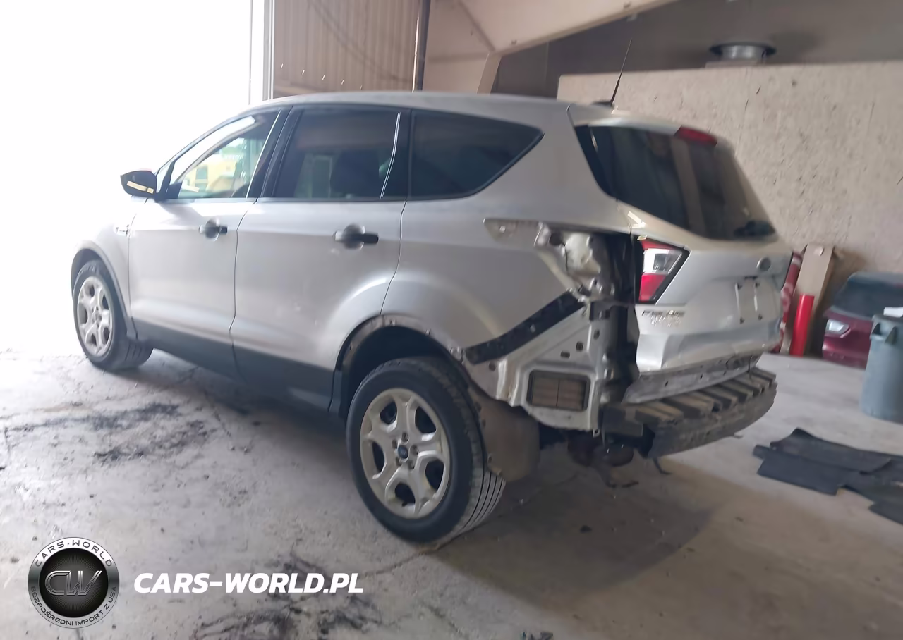 2017 Ford Escape S VIN:1FMCU0F7XHUB95420 - 3