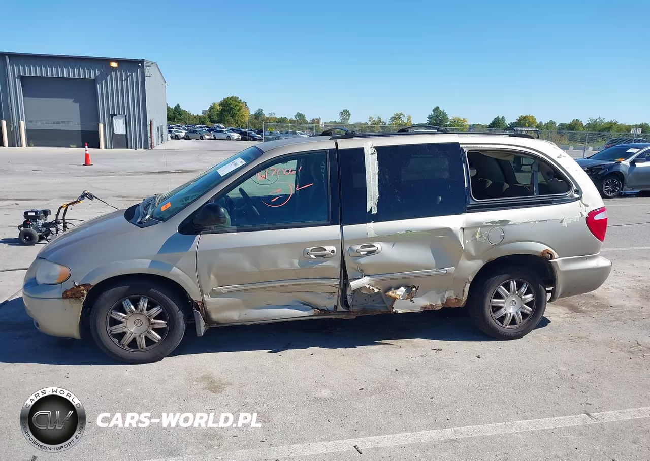 2007 Chrysler Town & Country Touring VIN:2A4GP54L27R258980 - 14