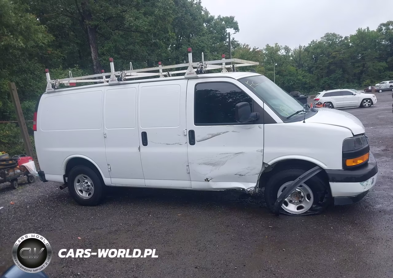 2021 Chevrolet Express Work Van VIN:1GCWGAF73M1167839 - 13