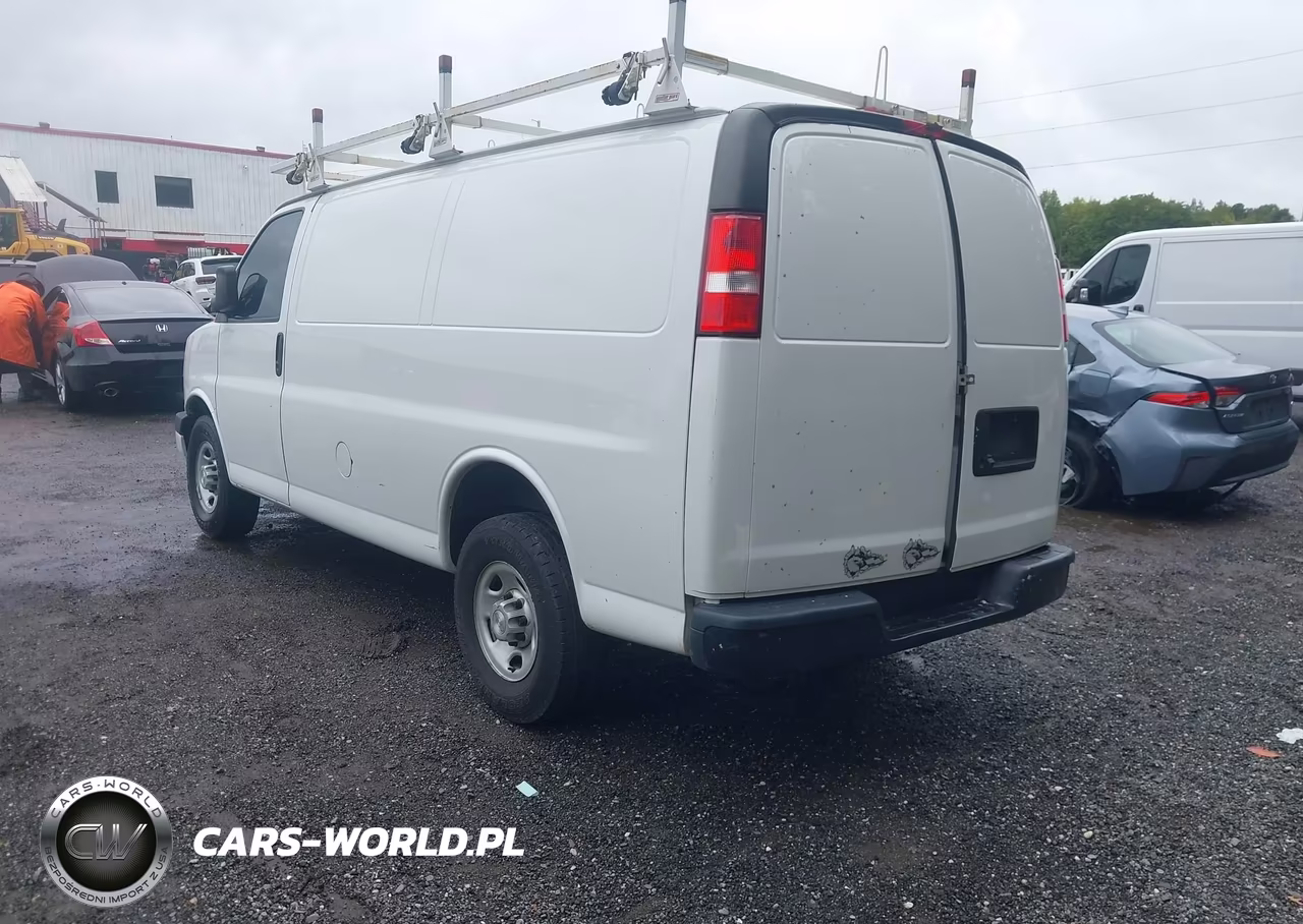 2021 Chevrolet Express Work Van VIN:1GCWGAF73M1167839 - 3