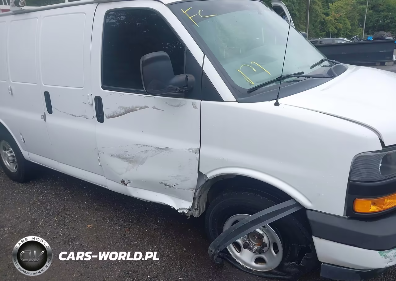 2021 Chevrolet Express Work Van VIN:1GCWGAF73M1167839 - 6