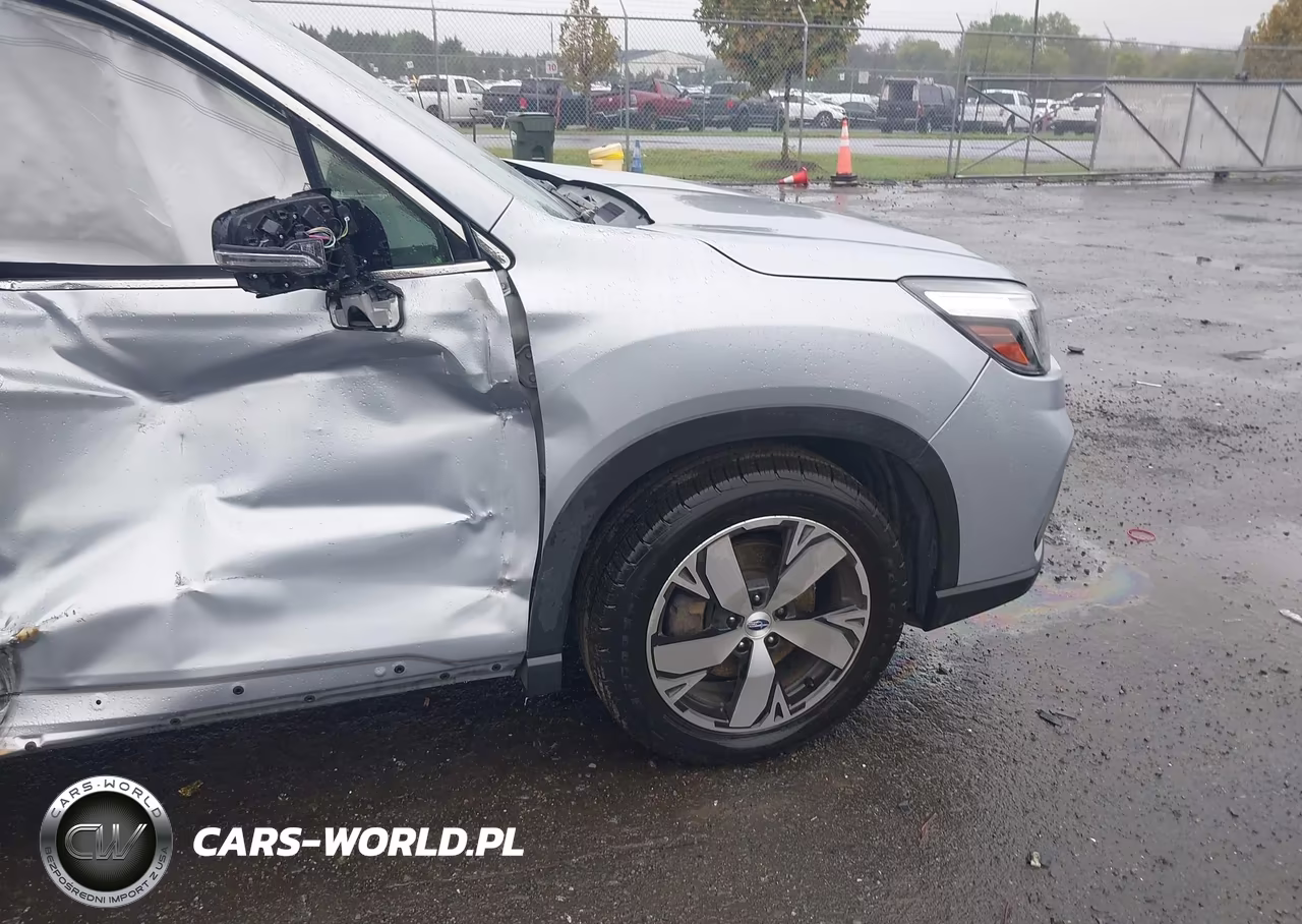 2021 Subaru Forester Touring VIN:JF2SKAXC5MH418569 - 6