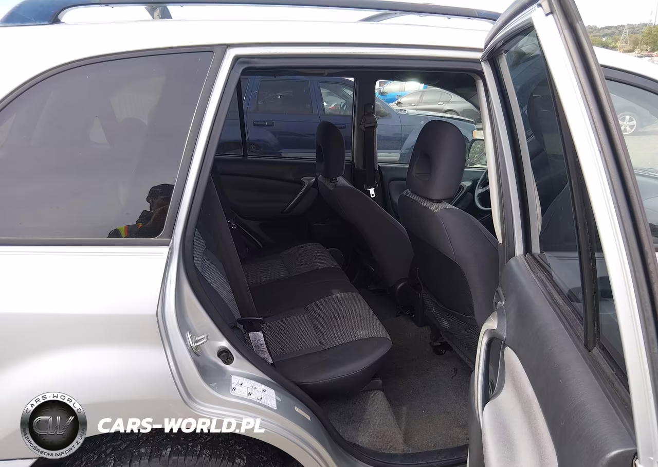 2004 Toyota Rav4 VIN:JTEGD20V140018776 - 8