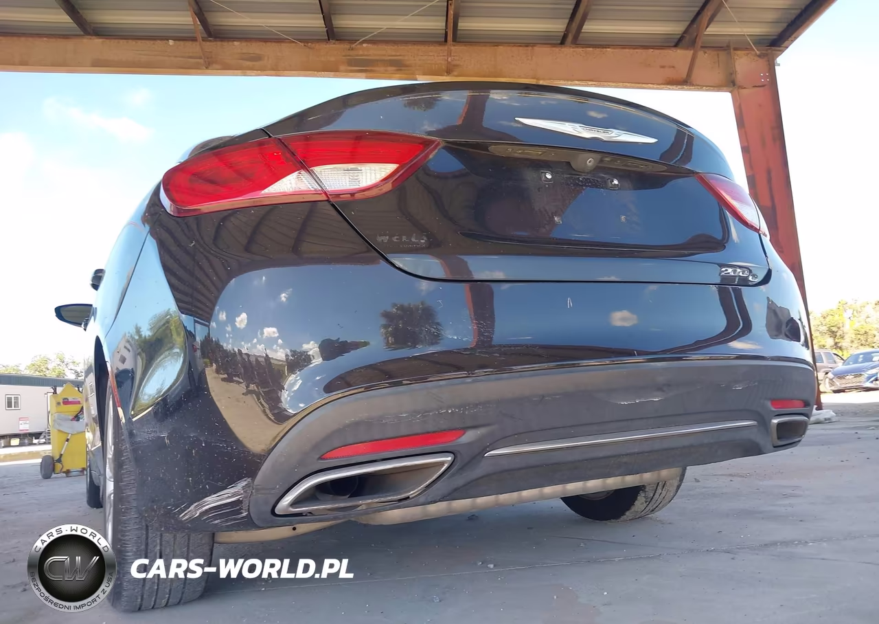 2015 Chrysler 200 C VIN:1C3CCCCG3FN663576 - 12