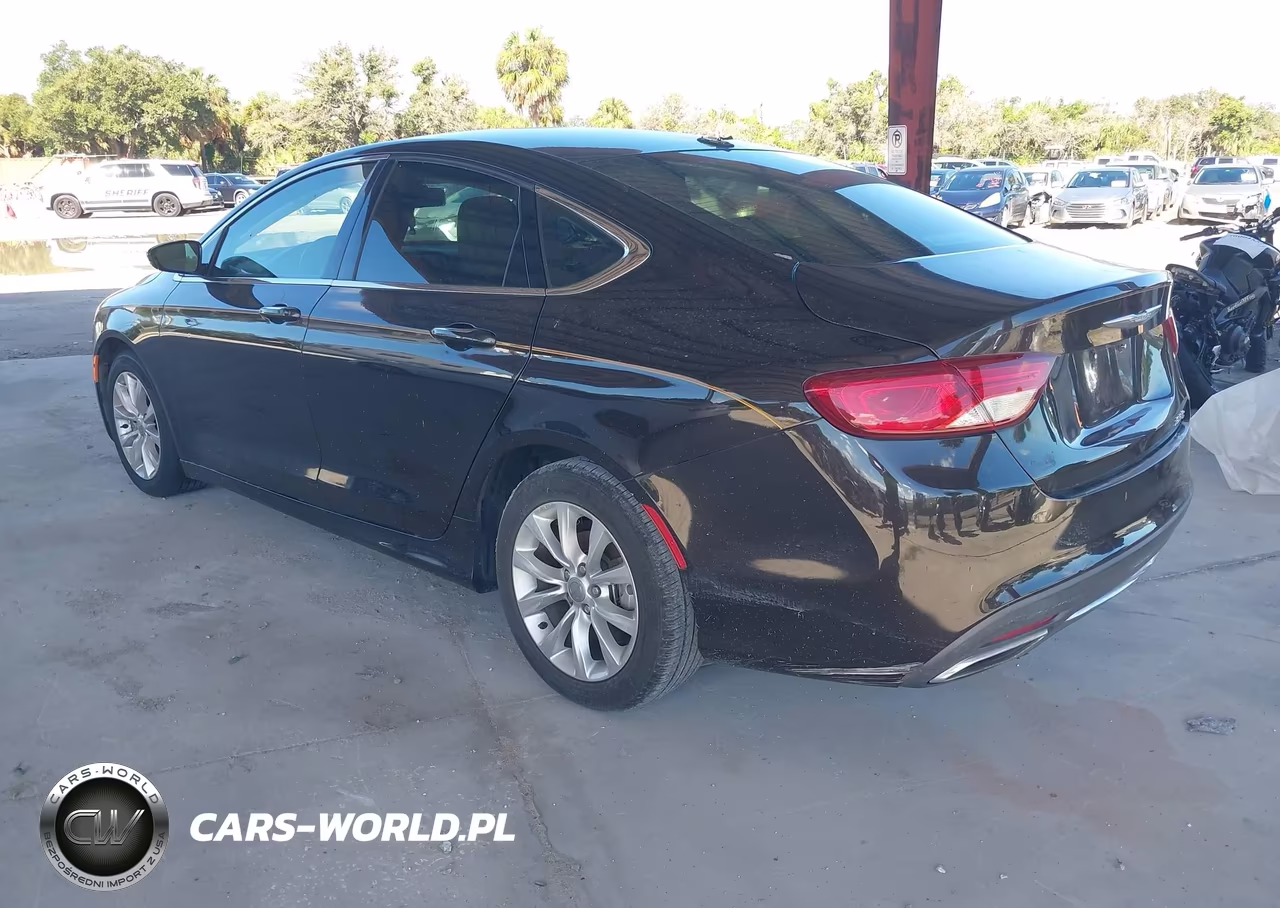 2015 Chrysler 200 C VIN:1C3CCCCG3FN663576 - 3