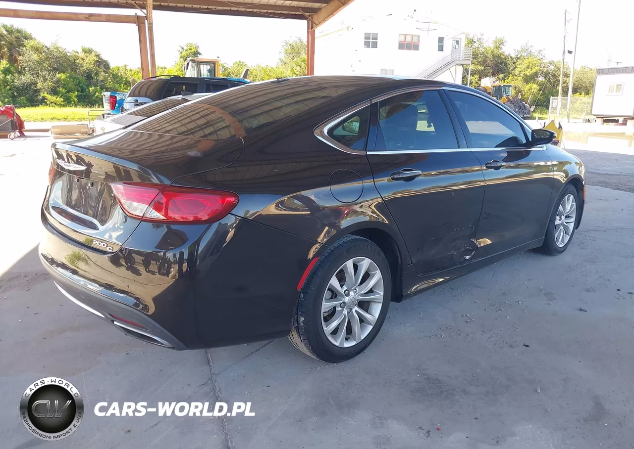 2015 Chrysler 200 C VIN:1C3CCCCG3FN663576 - 4
