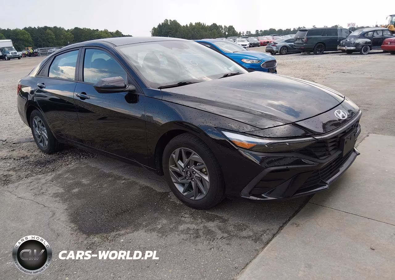 2024 Hyundai Elantra Hybrid Blue – zdjęcie 1 z 19