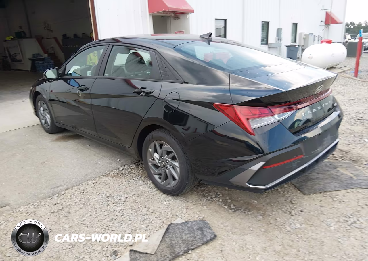 2024 Hyundai Elantra Hybrid Blue VIN:KMHLM4DJ9RU104080 - 3