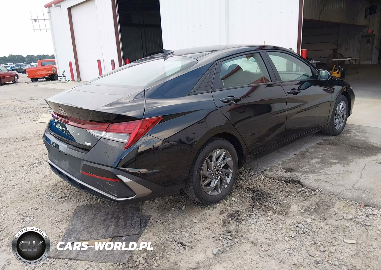 2024 Hyundai Elantra Hybrid Blue VIN:KMHLM4DJ9RU104080 - 4