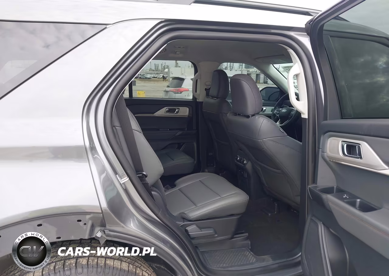 2026 Ford Explorer Active VIN:1FMUK7DH8TGC11720 - 8