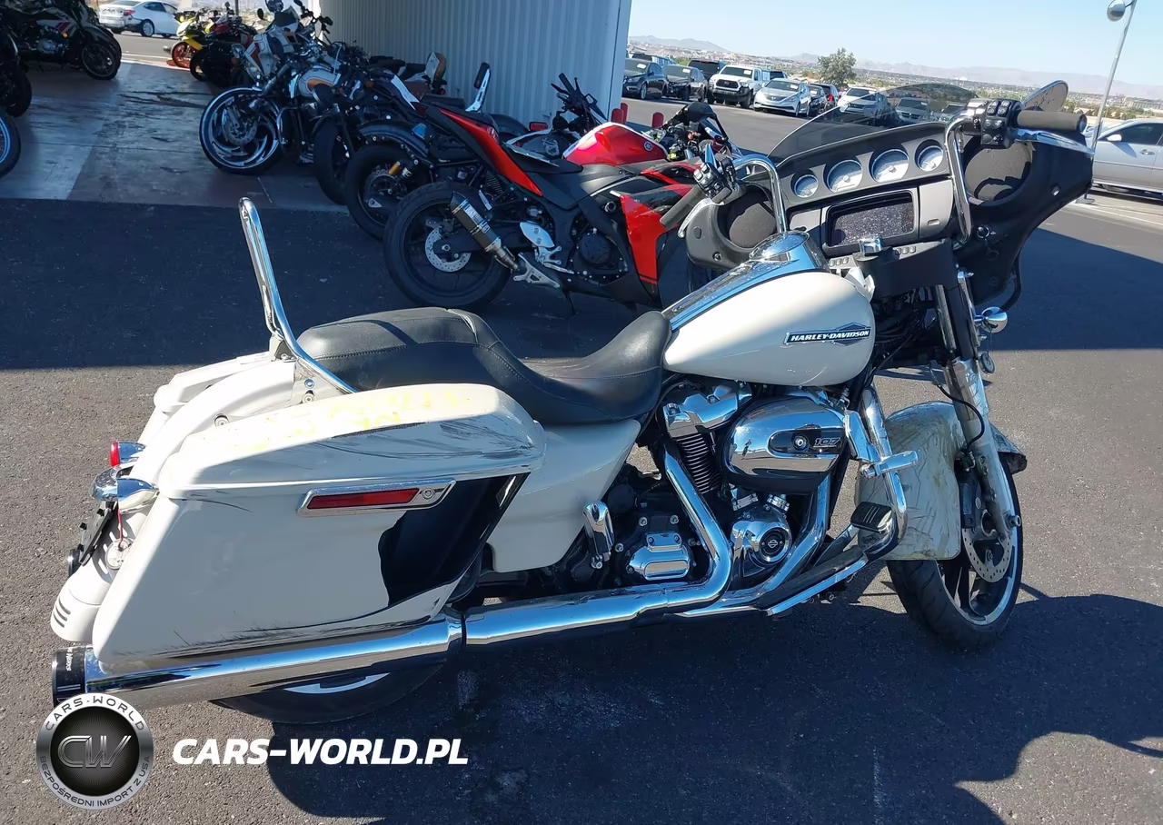 2022 Harley-Davidson Flhx VIN:1HD1KBC14NB603963 - 4
