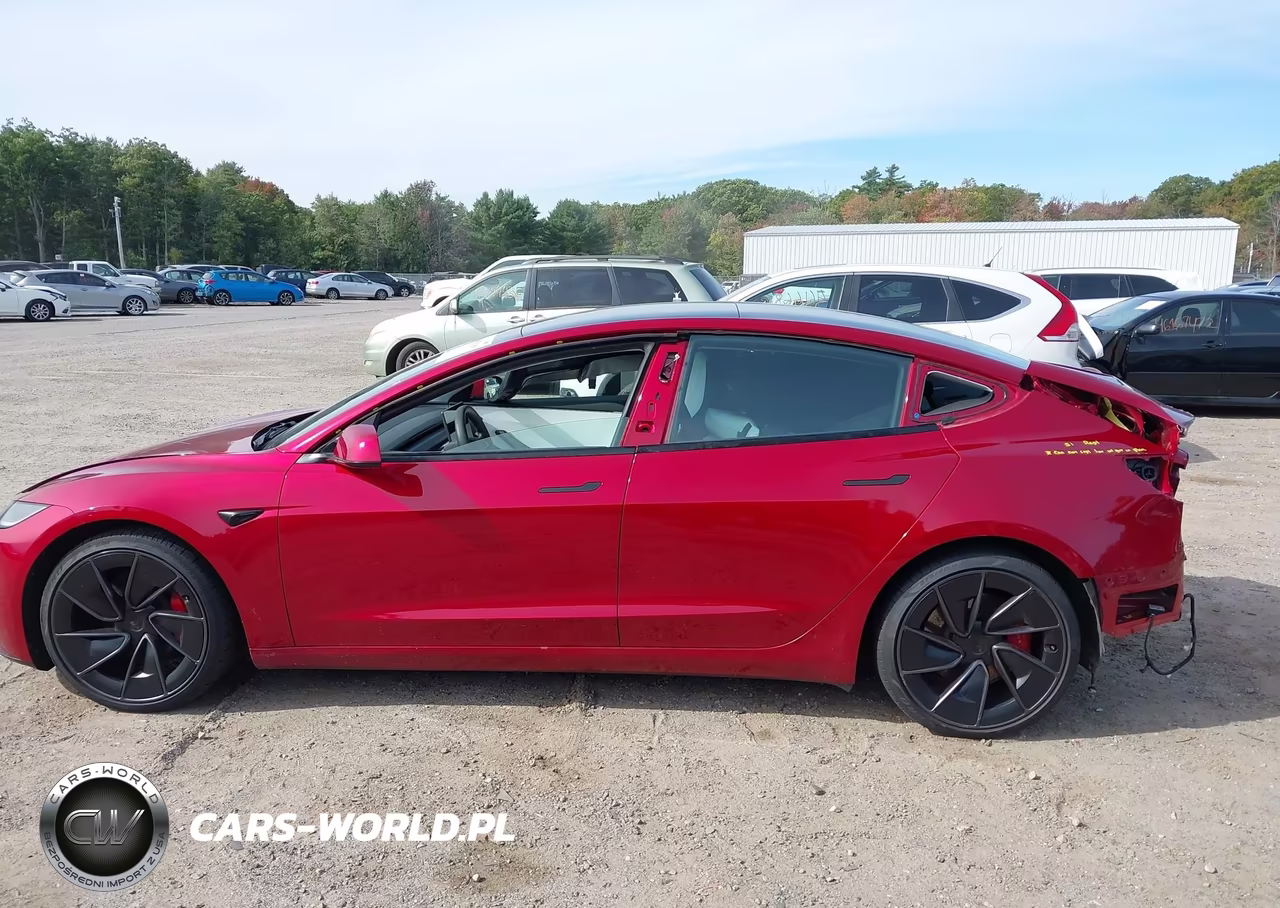 2025 Tesla Model 3 Performance All-Wheel Drive VIN:5YJ3E1ET5SF926387 - 15