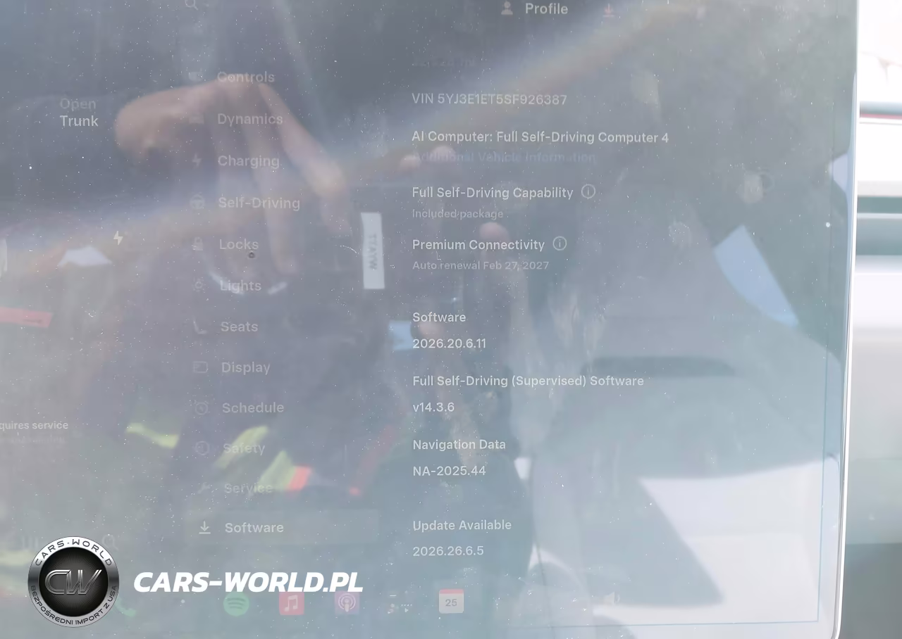 2025 Tesla Model 3 Performance All-Wheel Drive VIN:5YJ3E1ET5SF926387 - 18