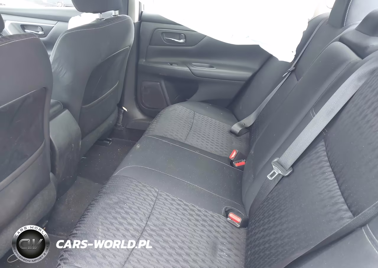 2018 Nissan Altima 2.5 S VIN:1N4AL3AP5JC136493 - 8