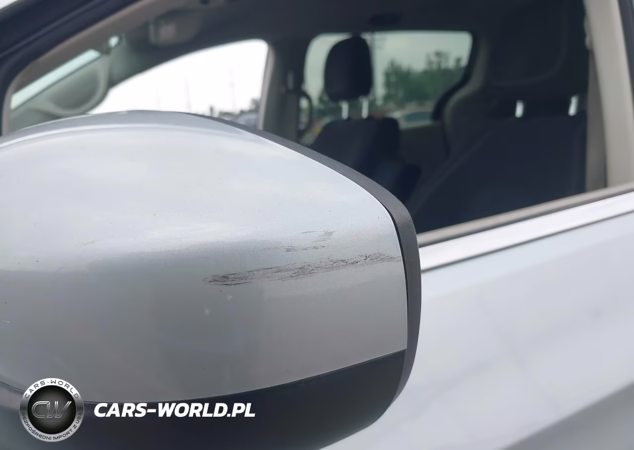 2022 Chrysler Voyager Lx VIN:2C4RC1CG7NR131095 - 14