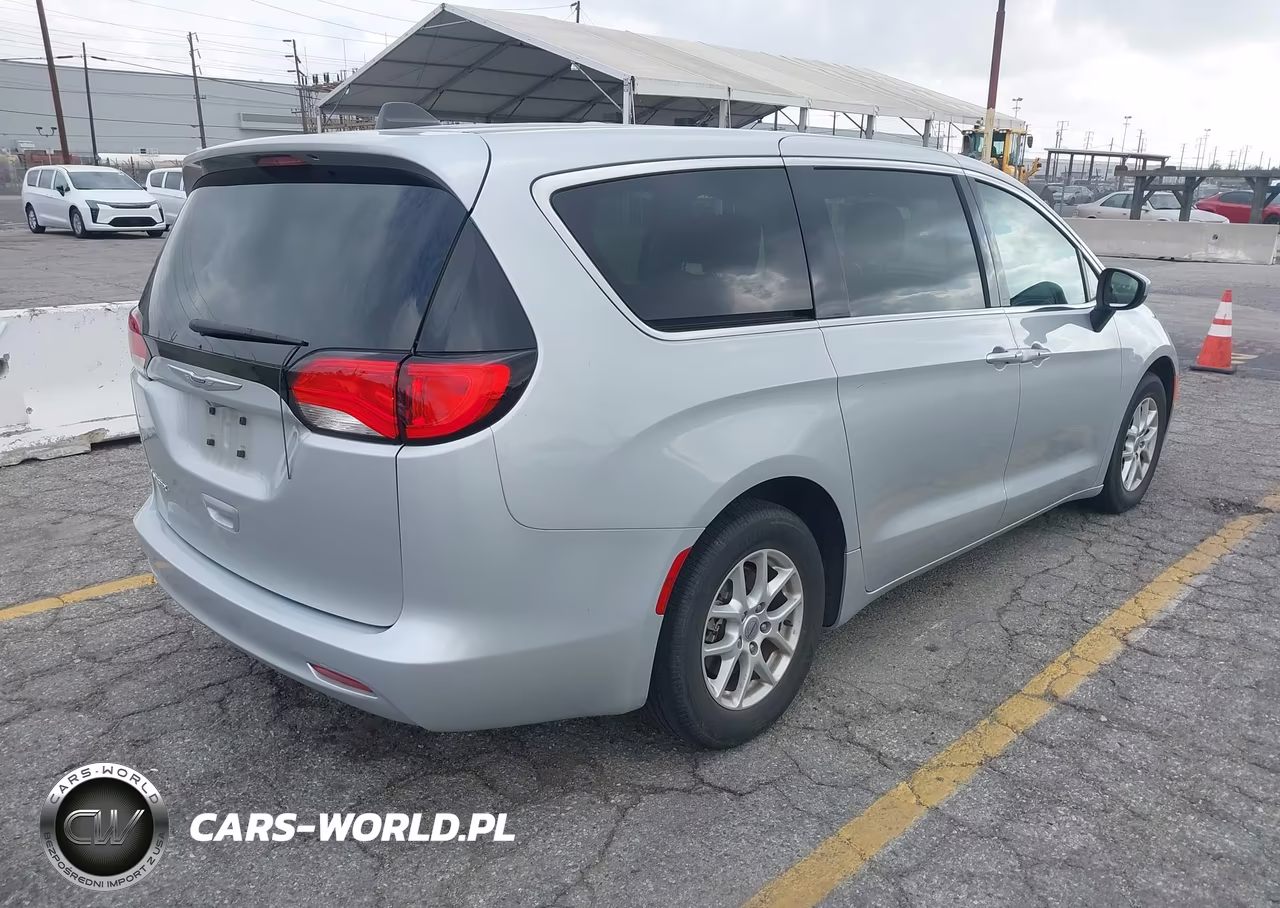 2022 Chrysler Voyager Lx VIN:2C4RC1CG7NR131095 - 4