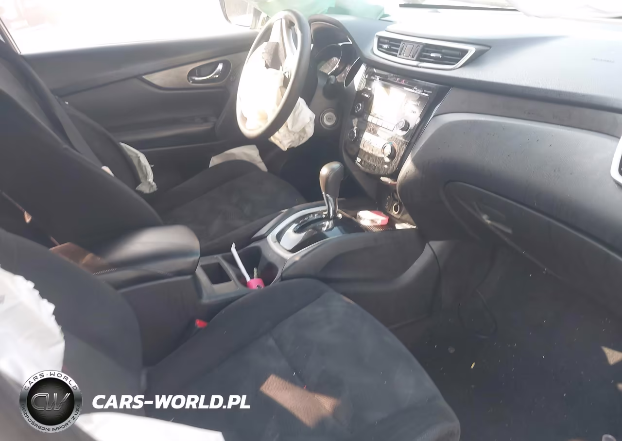 2014 Nissan Rogue S VIN:5N1AT2MT2EC774117 - 5